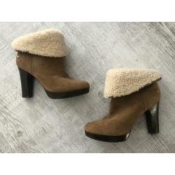 UGG enkellaars suède Nieuw maat 39