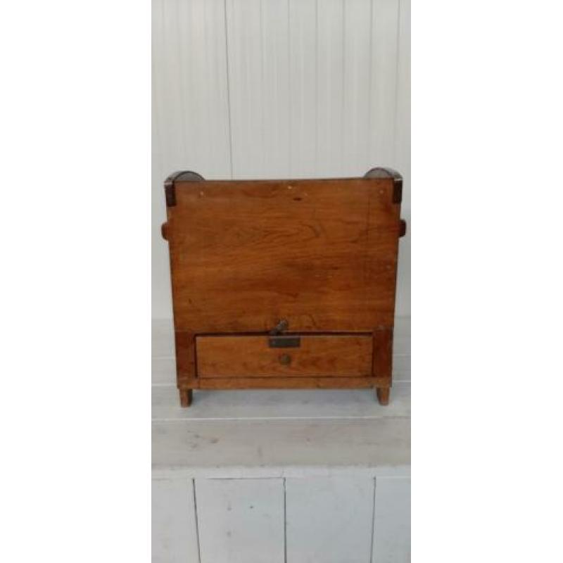MPH 2948-9 Stoere kist met veel opbergruimte