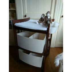 Prachtige Stokke Commode Care Walnoot