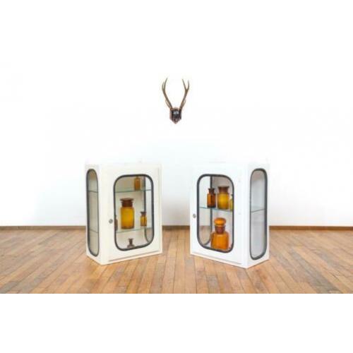 Vintage apothekers vitrine kast vitrine dokterskast