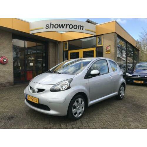 Toyota Aygo 1.0-12V Airco APK 2021 (bj 2006)