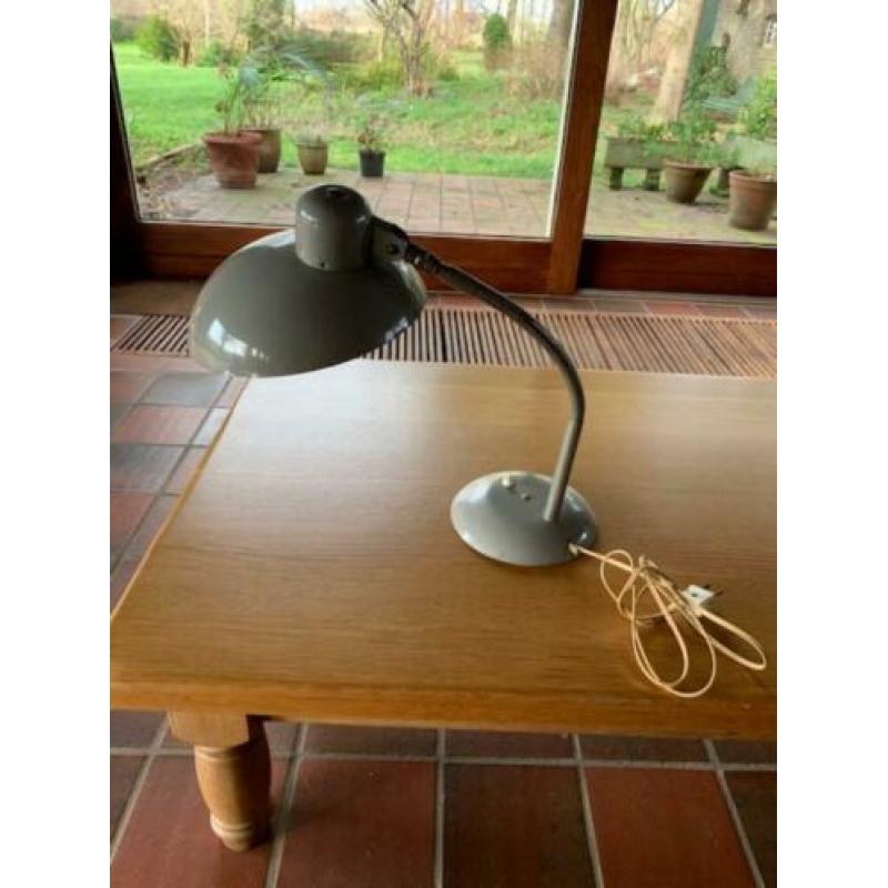 Industriele burolamp/ tafellamp/ retro/ Sis lamp jaren 50