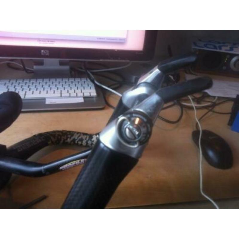 profile design carbon ligstuur 100mm
