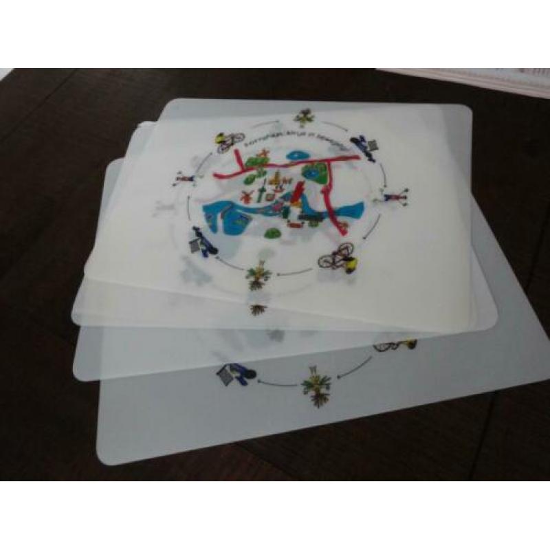 Vier mooie Placemats.