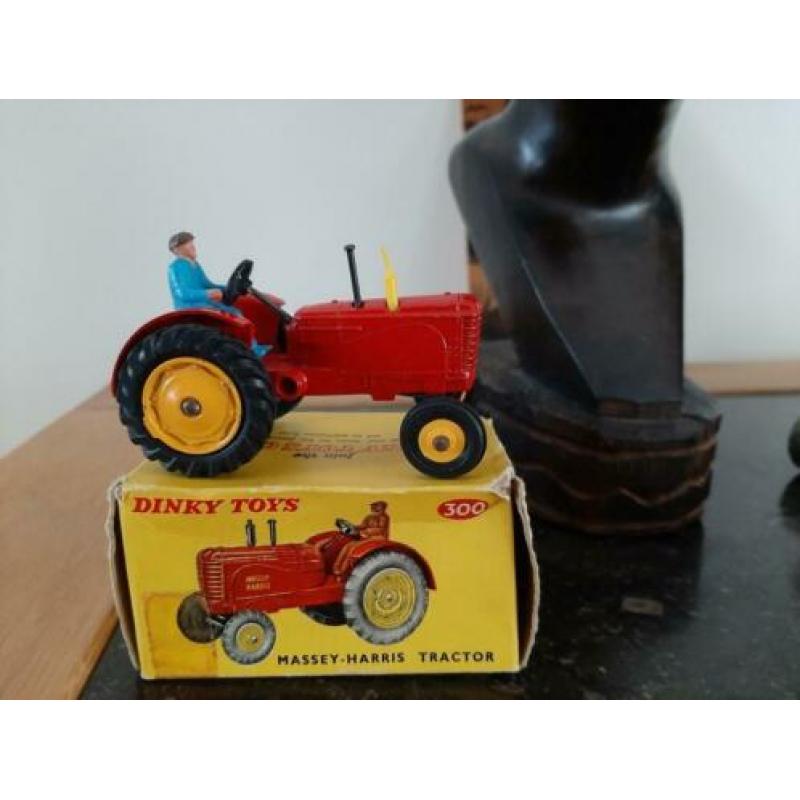 dinky toys massey harris tractor no.300 boxed