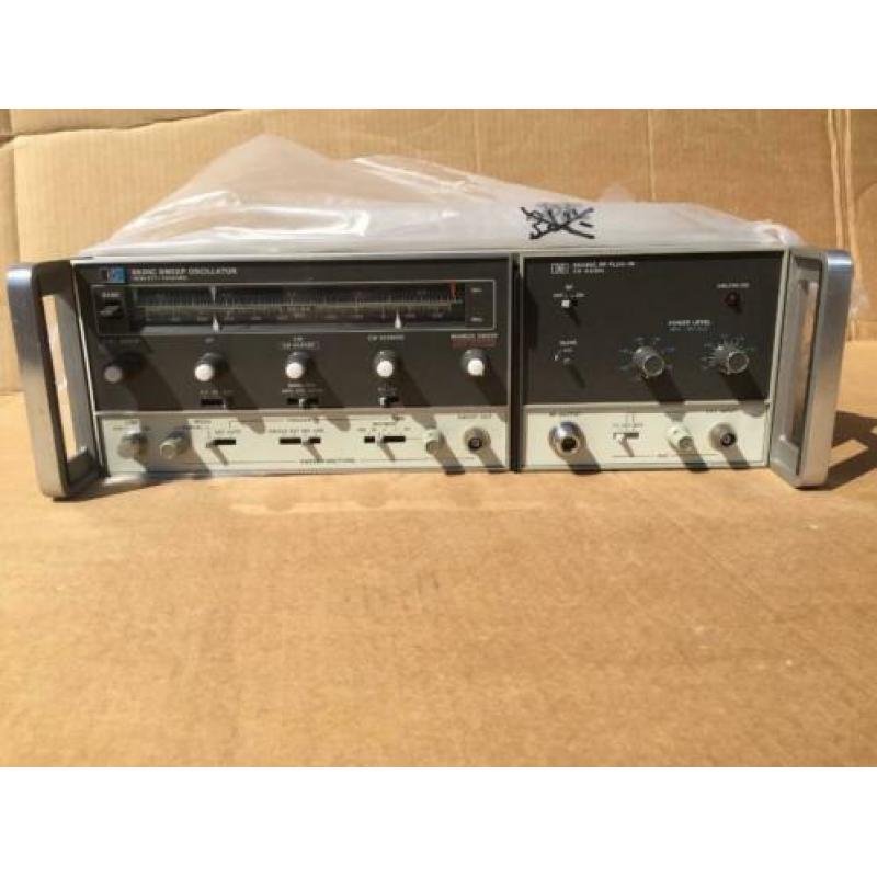 HP8620C Sweep Oscillator + Plug-in HP86240C