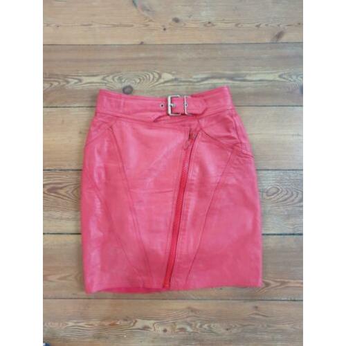 Rood leren rokje van leer 34 xs