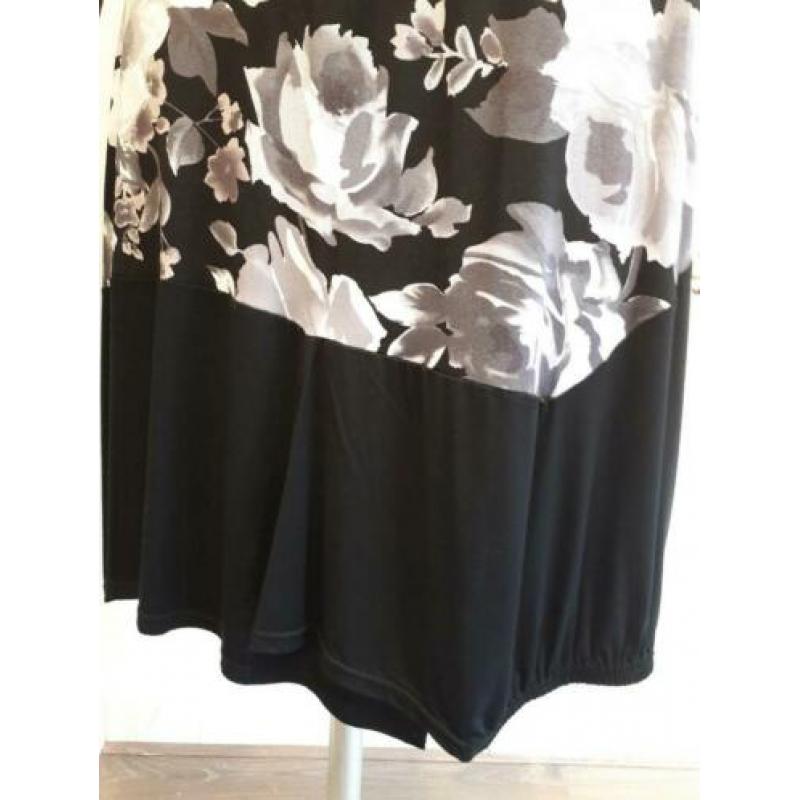 Nieuwe AKH jurk grijs/zwart one size maat 46/48/50