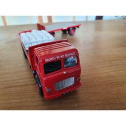 Corgi Classics Erf V combi Britisch Road Service Greenheys