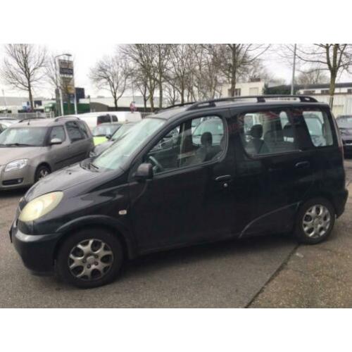 Toyota YARIS VERSO 1.3 16V VVT-I LINEA LUNA