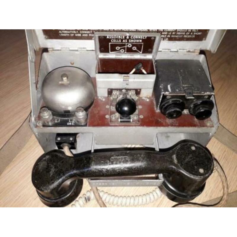 Britse WO 2 veldtelefoon