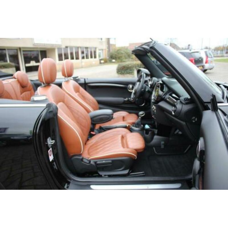 MINI Cabrio 2.0 Cooper S AUTOM 192Pk Chili Serious Busin FUL