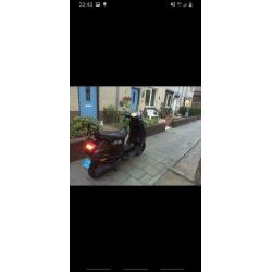 Vespa 4T Touring 2013 full option