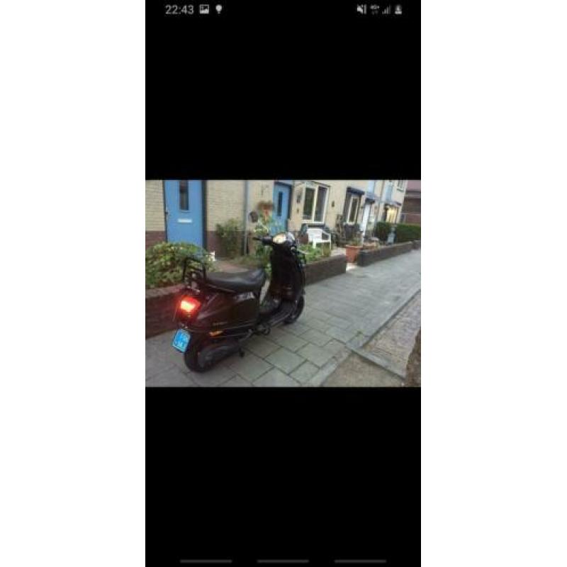 Vespa 4T Touring 2013 full option