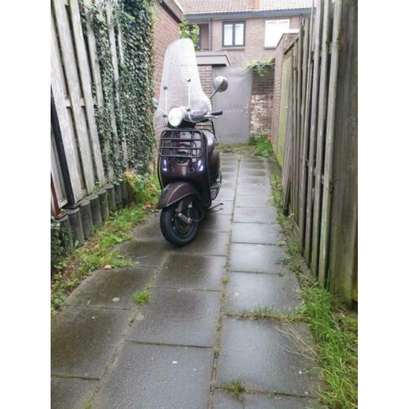 Vespa 4T Touring 2013 full option