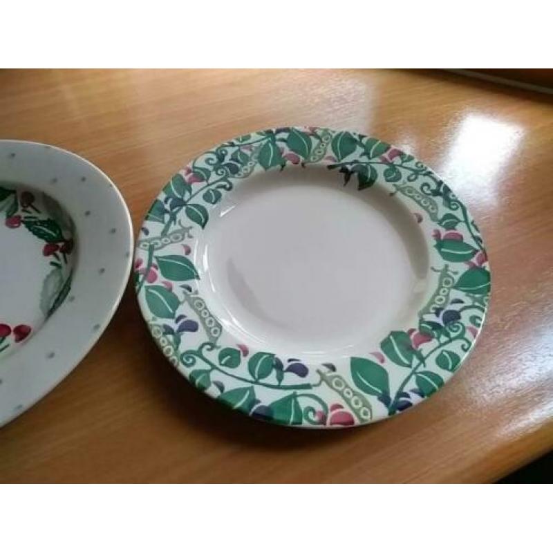Emma bridgewater plates sweet pea