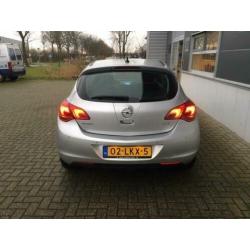 Opel Astra 1.7 CDTi Edition