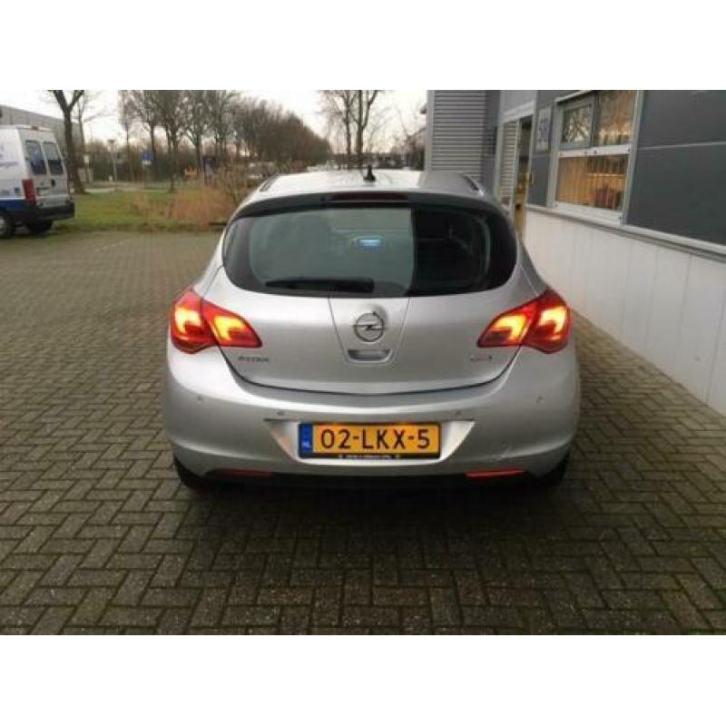 Opel Astra 1.7 CDTi Edition