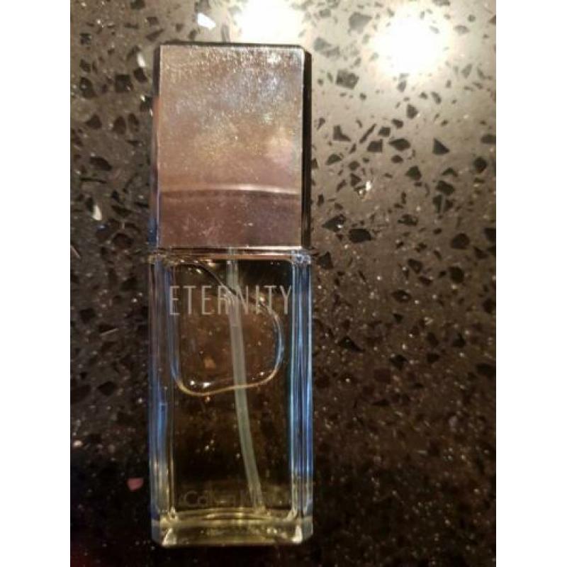 Zeer mooie parfums groot en klein met korting