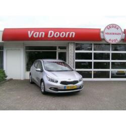 KIA Cee D 1.4 CVVT 105PK Navigator Plus Pack