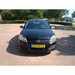 Opel Astra 1.6 Essentia