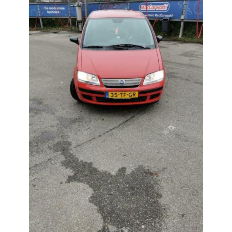 Fiat Idea 1.4 8V 2006 Rood