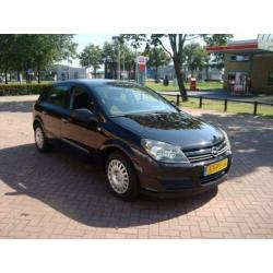 Opel Astra 1.6 Essentia