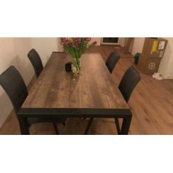 Brand new Table and Velor Chairs set (4 chairs)