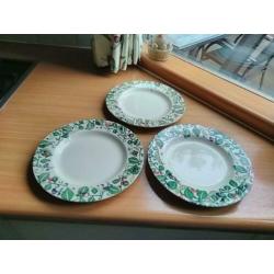 Emma bridgewater plates sweet pea