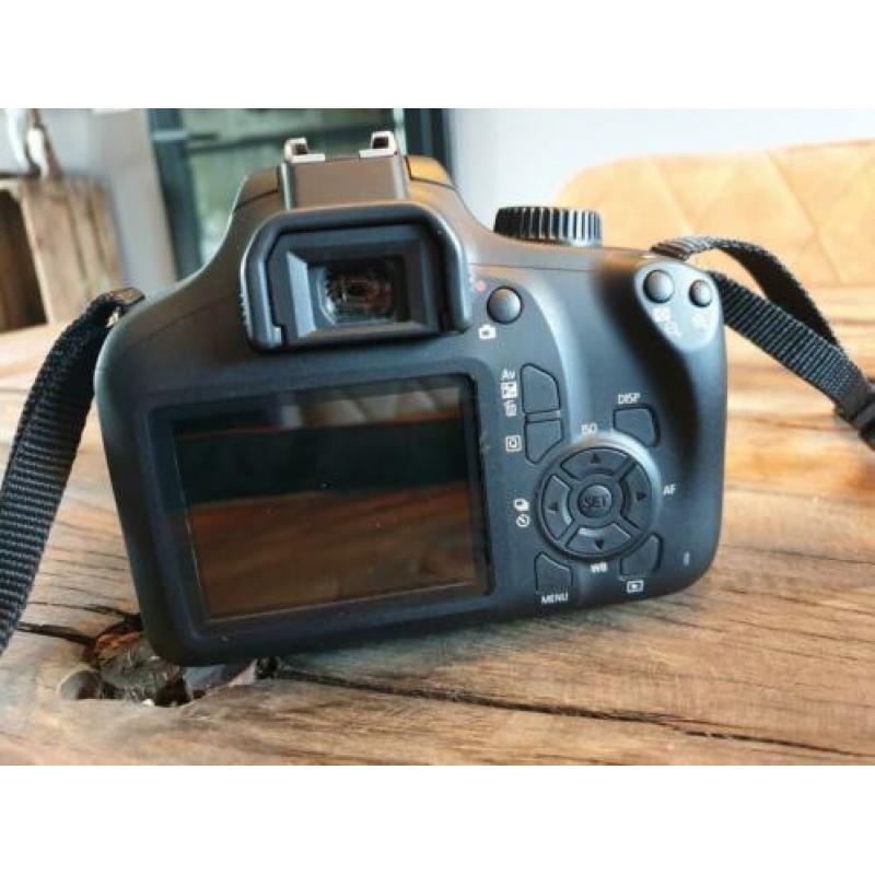 Canon camera EOS 4000D