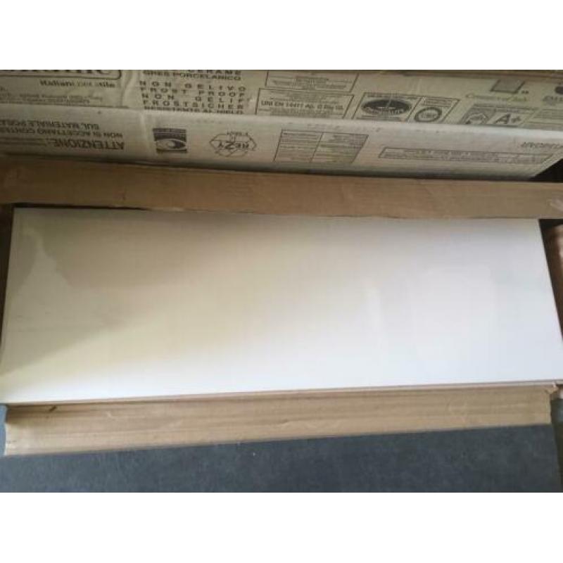 Restpartij Wandtegel Blanco Polar 20x60 - 1,44m2