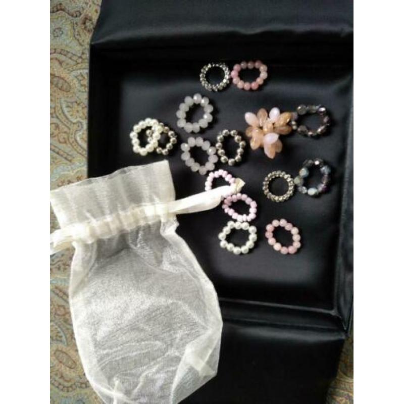 Ketting kraaltjes wit/roze/lila magneetsluiting