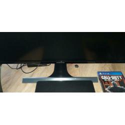 PlayStation 4 slim 1tb met monitor
