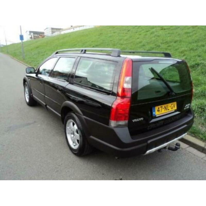 Volvo XC70 2.5 T Gtr.Comfort L.