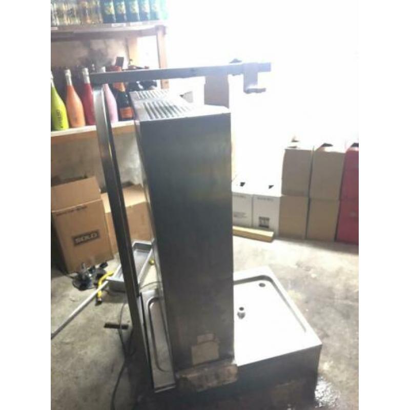 Werkende gyros/donor draaigrill