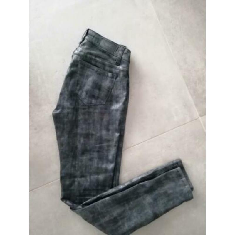 ZGAN! Toxik3.. Supermooie, gave & hele aparte coated skinny!
