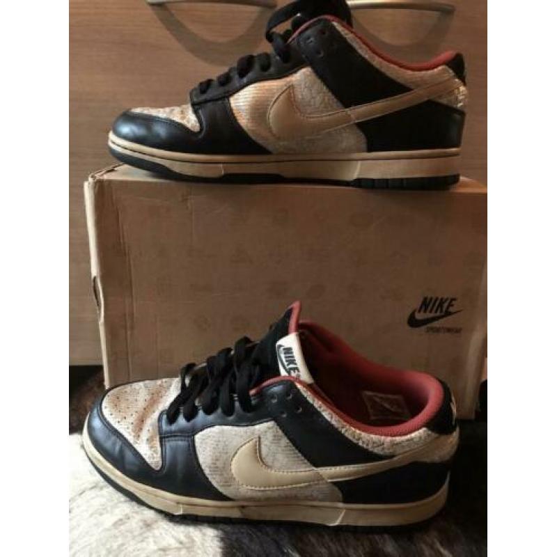 Nike Dunk Low Premium mt 42.