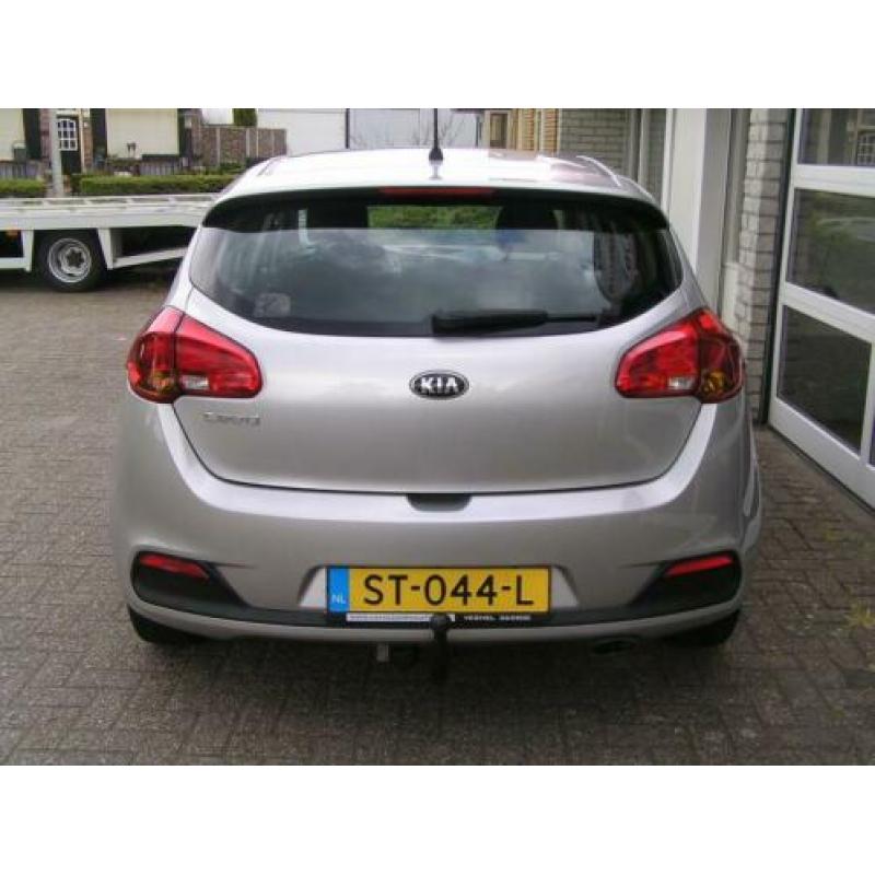 KIA Cee D 1.4 CVVT 105PK Navigator Plus Pack