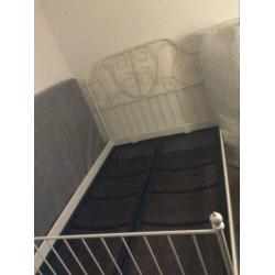 Tweepersoons bed 140x200