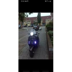Vespa 4T Touring 2013 full option