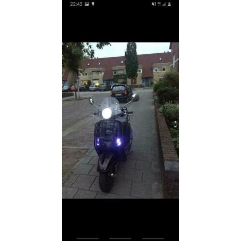 Vespa 4T Touring 2013 full option