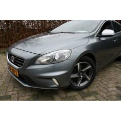 Volvo V40 2.0 D2 R-Design Business NAVI (bj 2015)