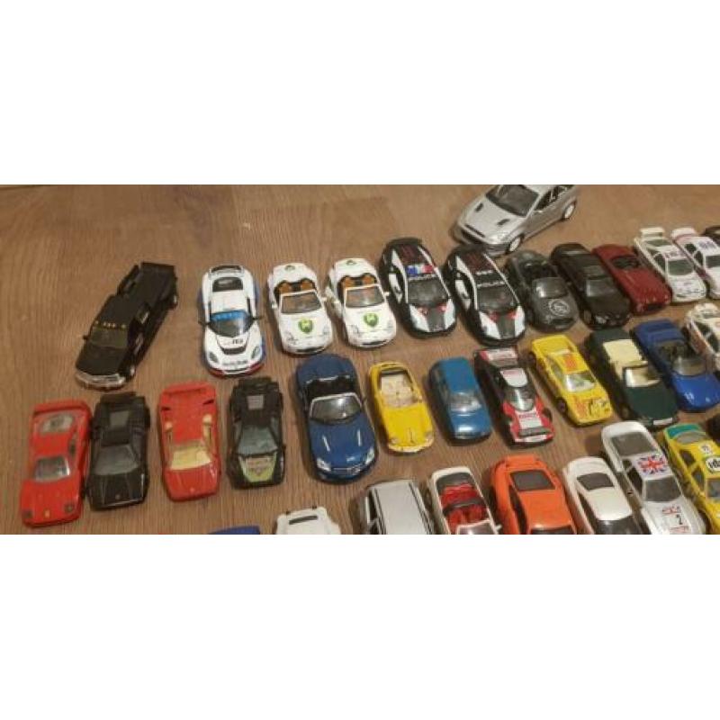 Welly Maisto Burago modelauto Ferrari Lamborghini Porsche