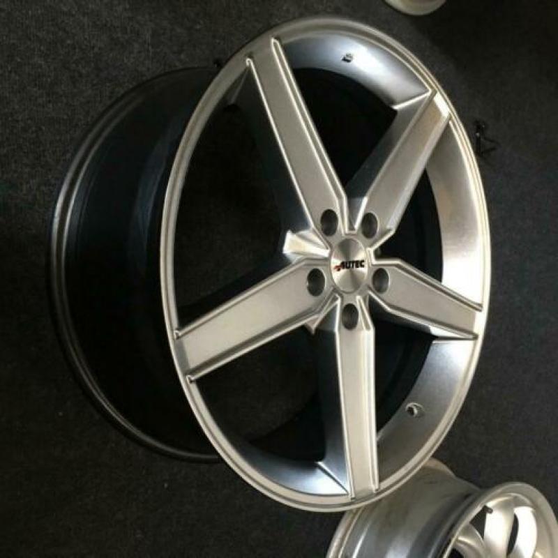 Autec lichtmetaal velgen 19"inch 5x114.3 Kia Honda Mazda