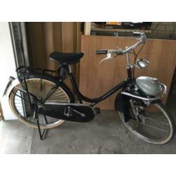 Berini met eitje/snorfiets