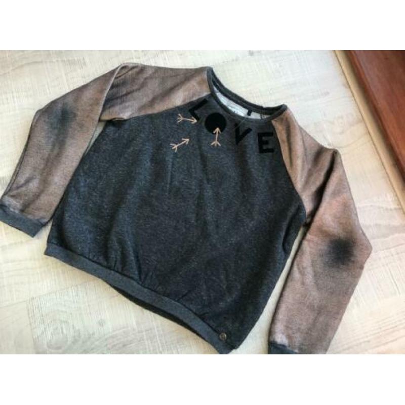 Als NIEUW: sweater van IKKS mt 152