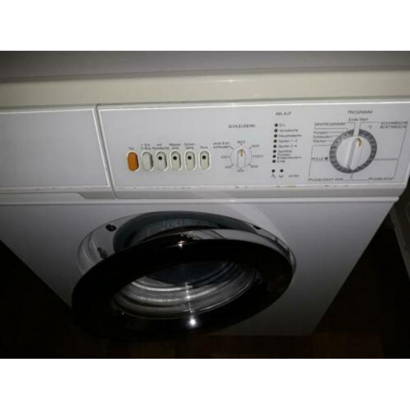 Te koop miele wasmachine 1600 toeren