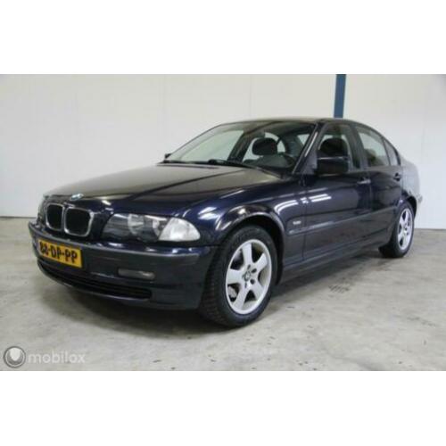 BMW 3-serie 318i Executive