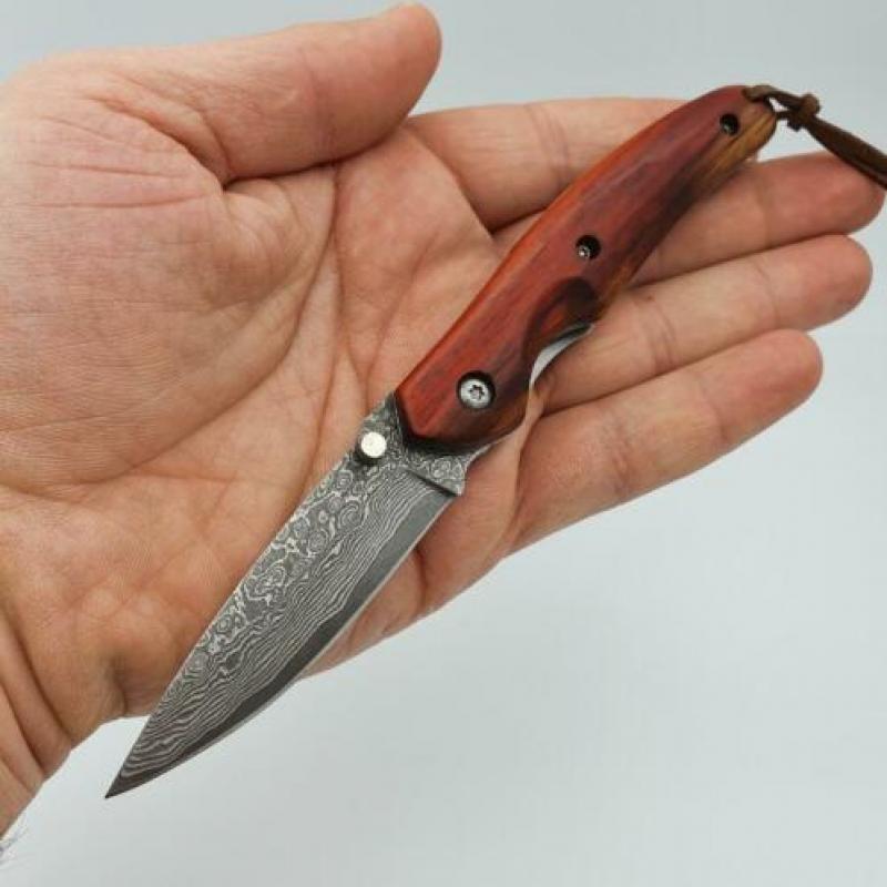 Handgemaakt Damast Custom Red Sandelhout Gentleman zakmes