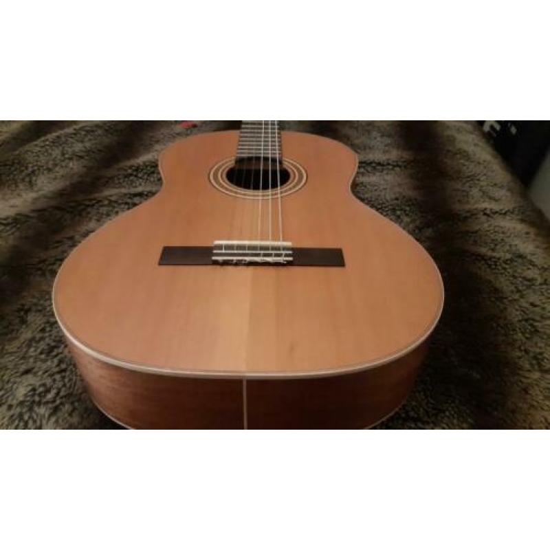Linkshandige Spaanse gitaar La Mancha Rubi CM -L